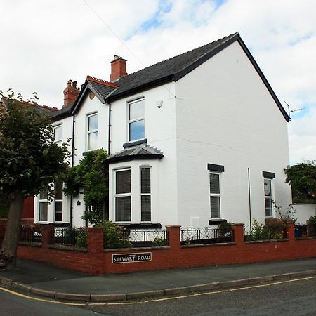 Bed and Breakfast Laurels Oswestry Exterior foto